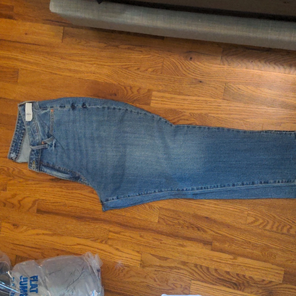 NWT curvy straight size 18 jeans